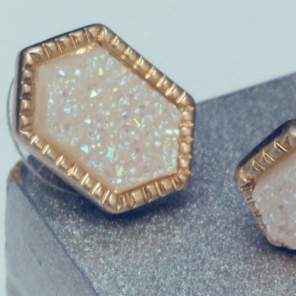 NWOT | earring bright and sparkle - Picture 5 of 6